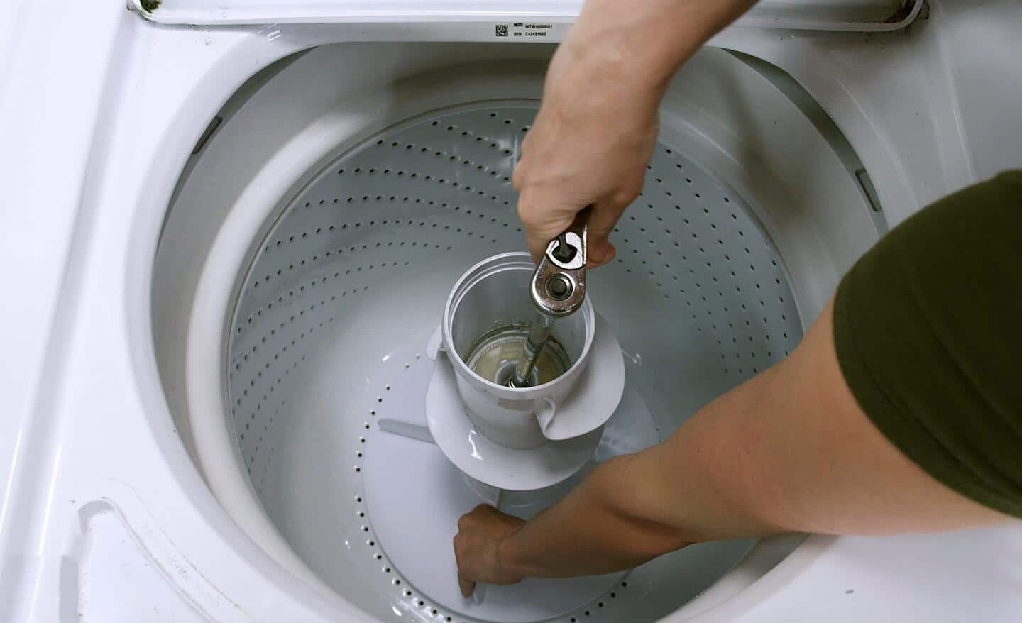 Step-by-Step Guide to Cleaning Your Washer Effectively
