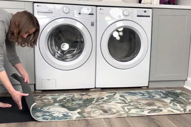 Can You Put Rugs In The Washing Machine