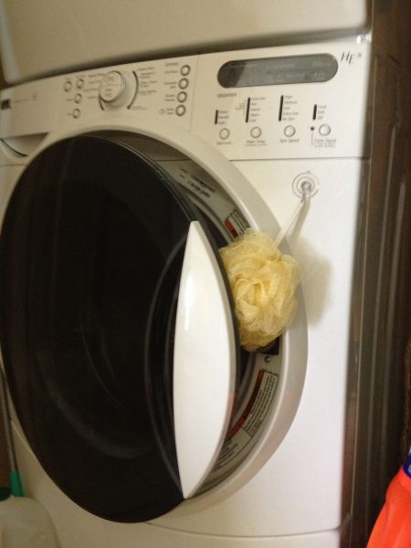front load washer smell like rotten eggs scaled e1576912071840